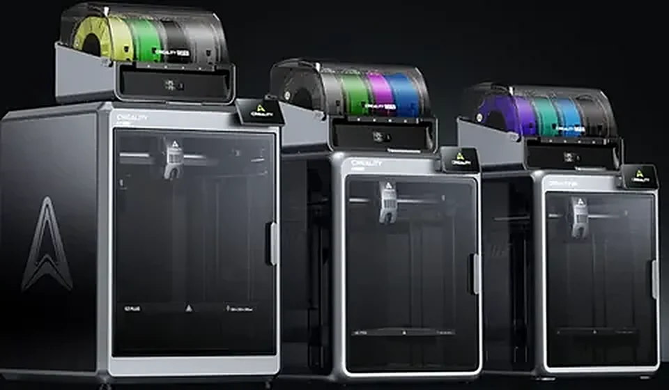 Range of enclosed industrial 3D printers with multi-material feeders
